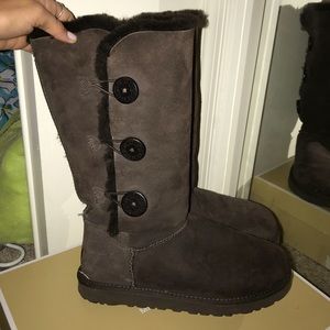 Bailey Button Uggs